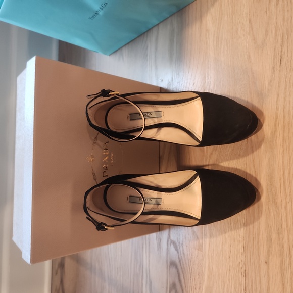 Prada platform heels - Picture 1 of 8